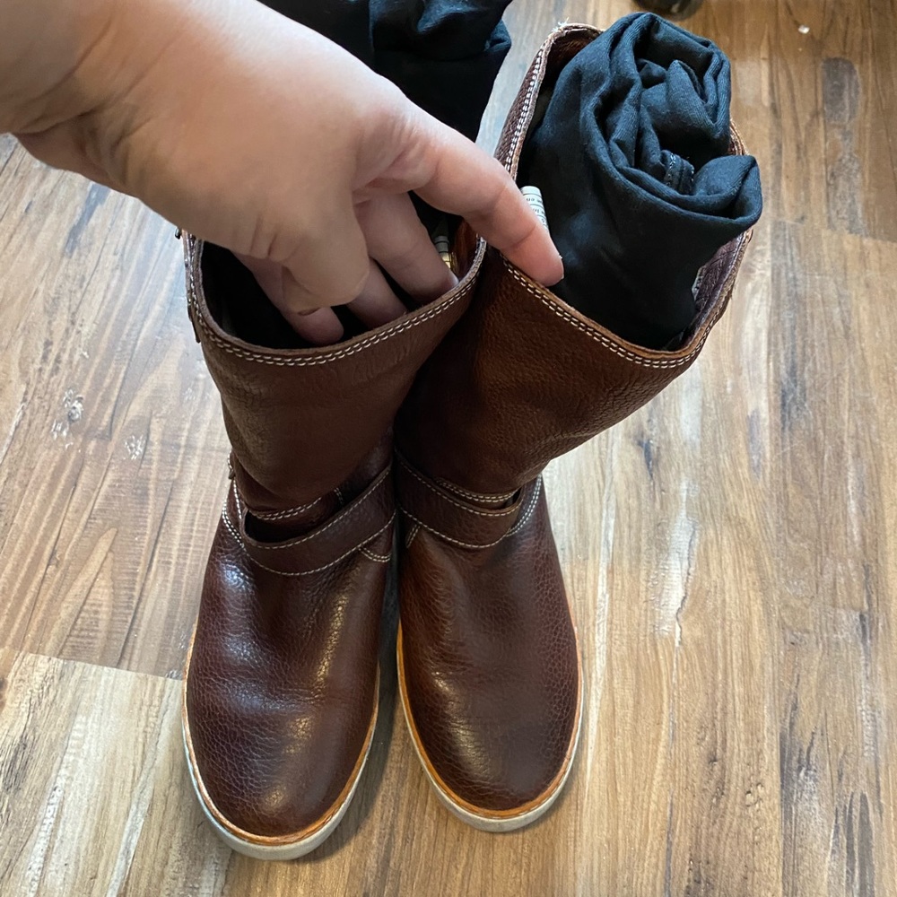 UGG Sneaker Boots!